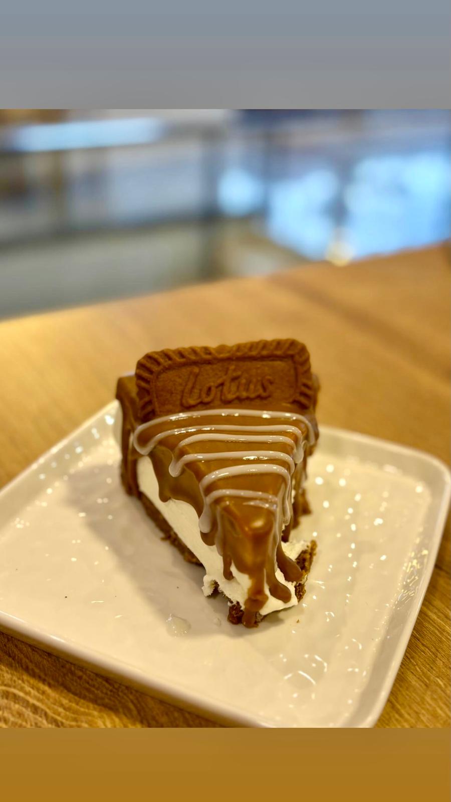 Lotuslu cheesecake